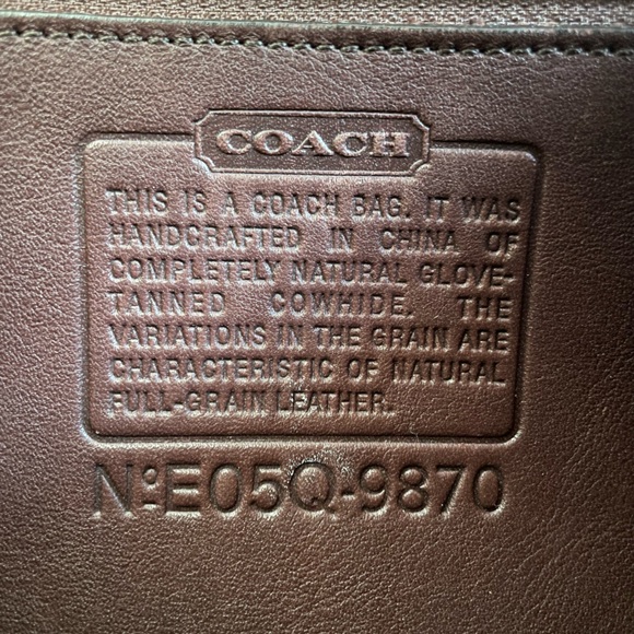 Vintage Coach Court Crossbody | 9870 - Brown Leather - Picture 12 of 16